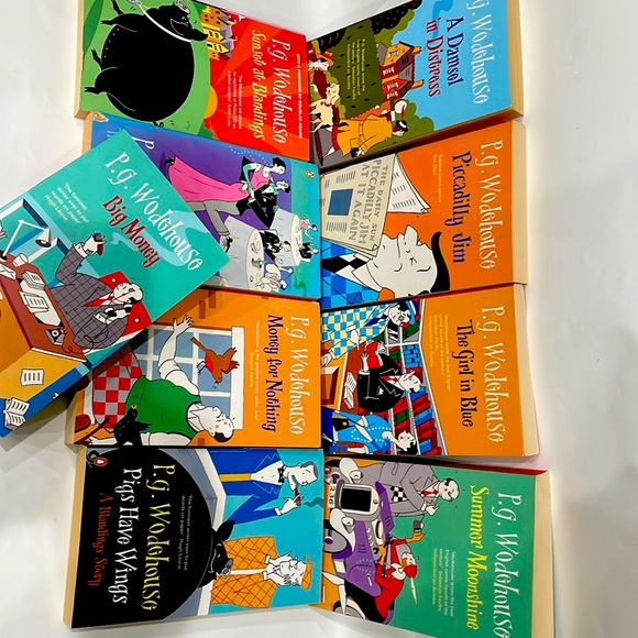 9. P.g. Wodehouse books. Very nice condition…. - Picture 1 of 8